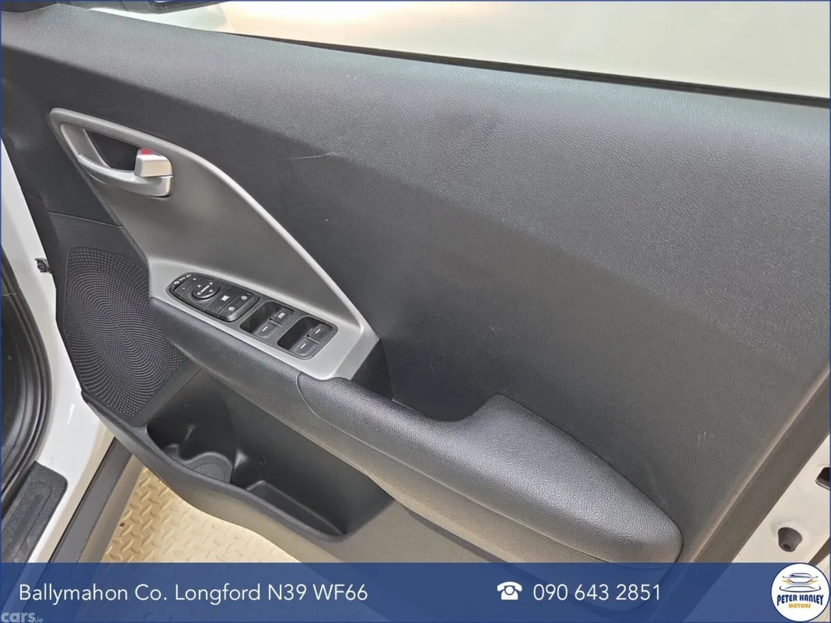 Kia e-Niro SUV, Electric, 2022, White