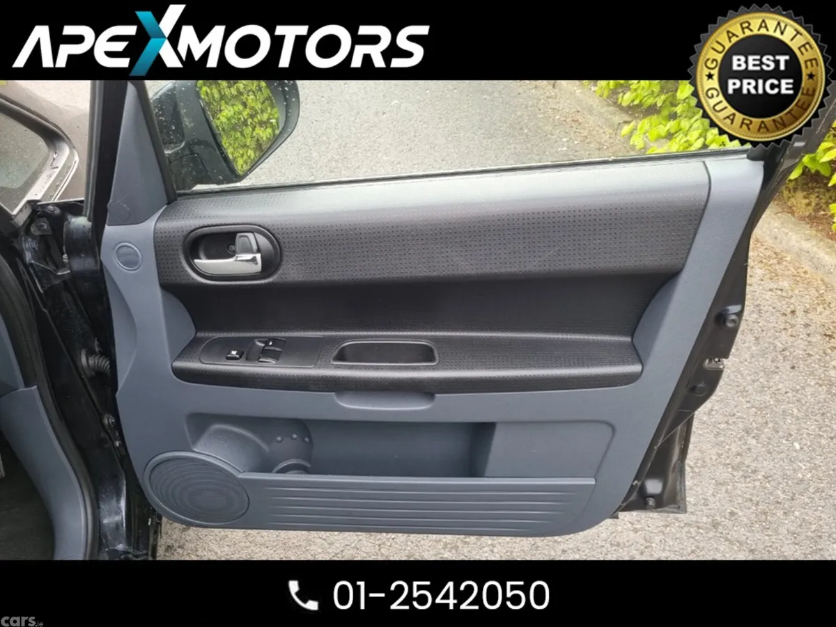 Mitsubishi Colt Hatchback, Petrol, 2012, Black