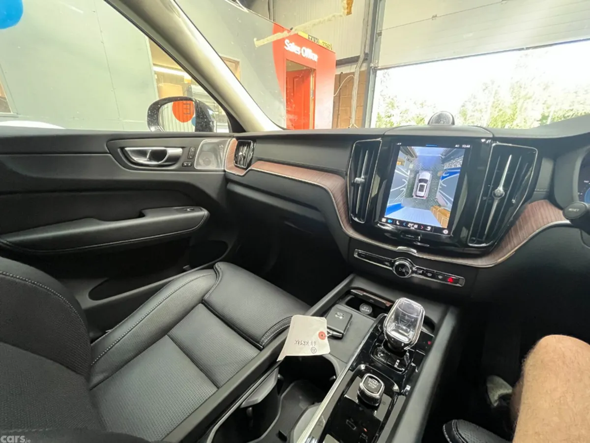 Volvo XC60 SUV, Petrol Plug-in Hybrid, 2024, Red