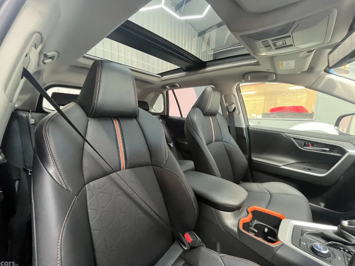 Toyota RAV4 SUV, Petrol Hybrid, 2025, Black