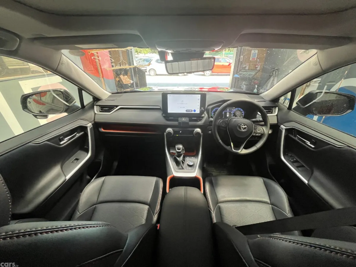 Toyota RAV4 SUV, Petrol Hybrid, 2025, Black