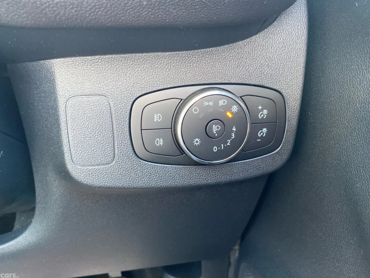 Ford Puma MPV, Petrol Hybrid, 2022, Grey