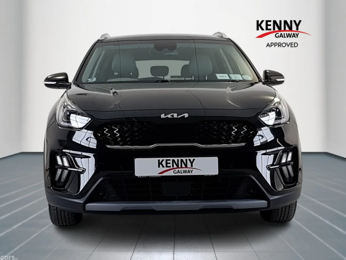 Kia Niro Estate, Petrol Plug-in Hybrid, 2022, Black