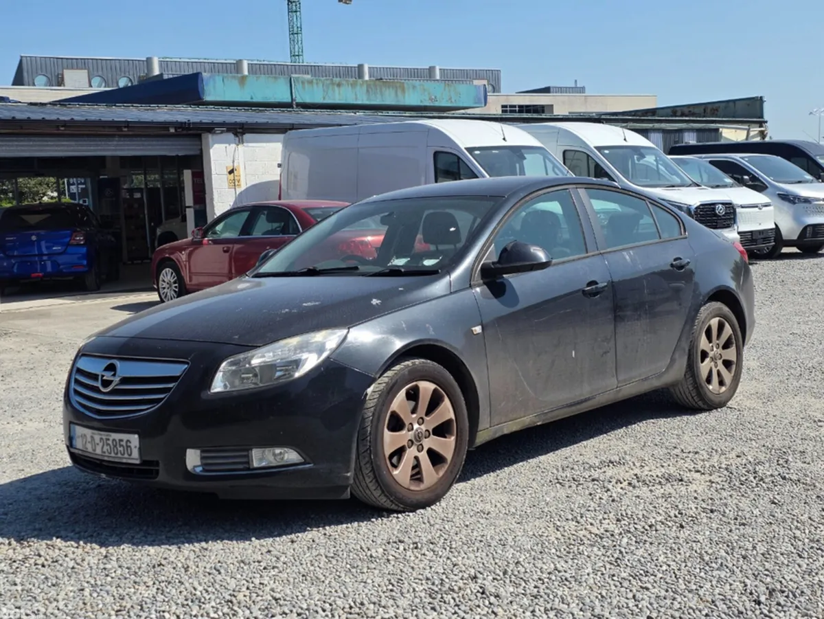Opel Insignia Hatchback, Diesel, 2012, Black