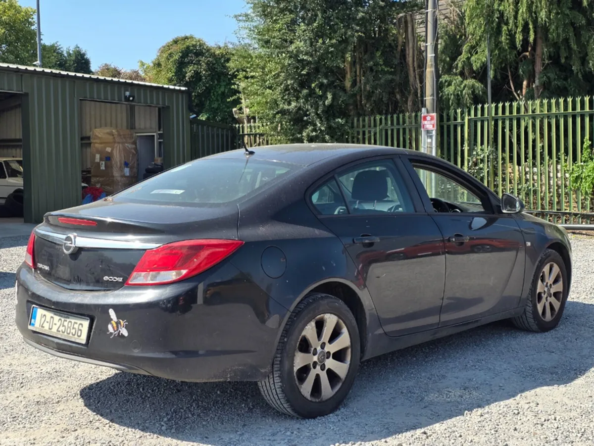 Opel Insignia Hatchback, Diesel, 2012, Black
