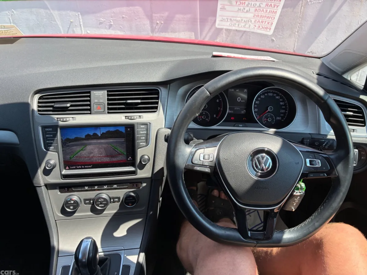Volkswagen Golf Hatchback, Petrol, 2015, Red