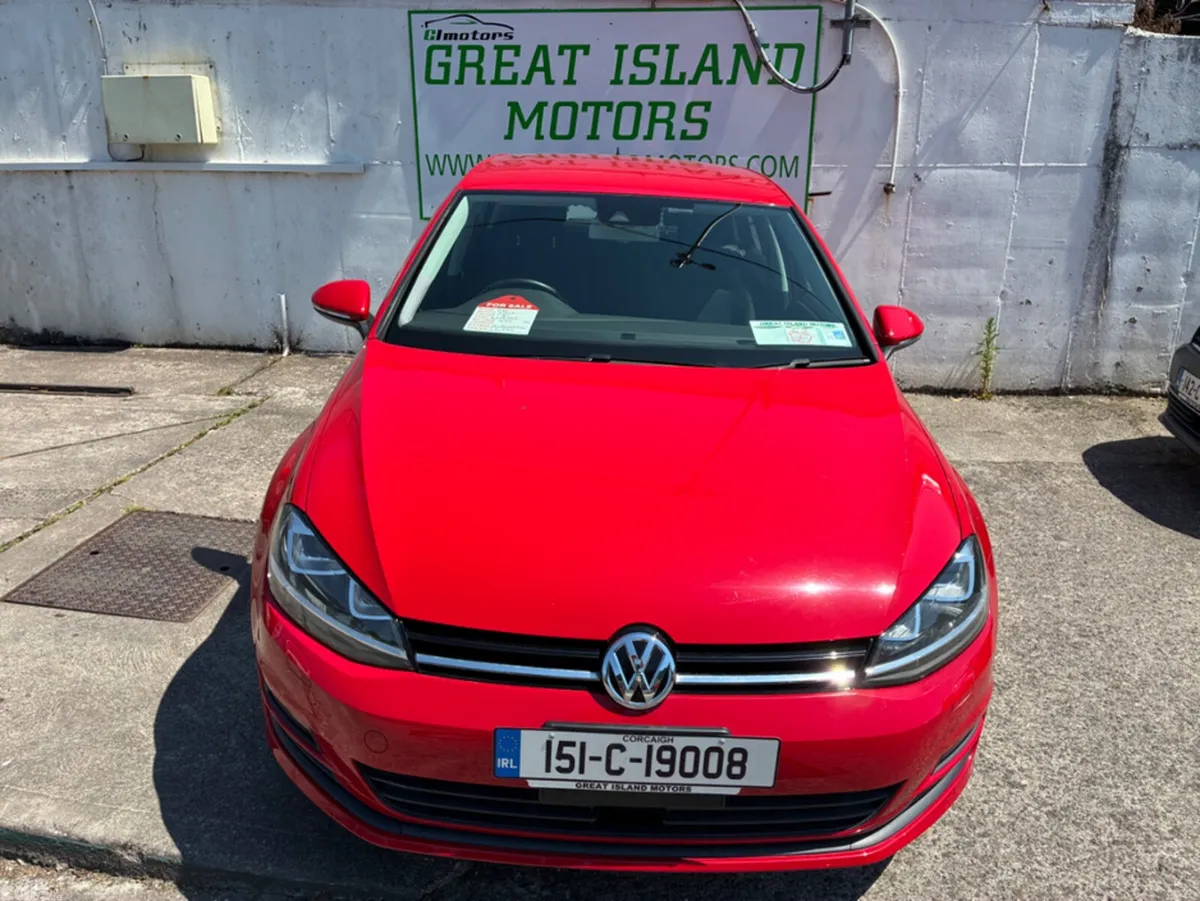 Volkswagen Golf Hatchback, Petrol, 2015, Red
