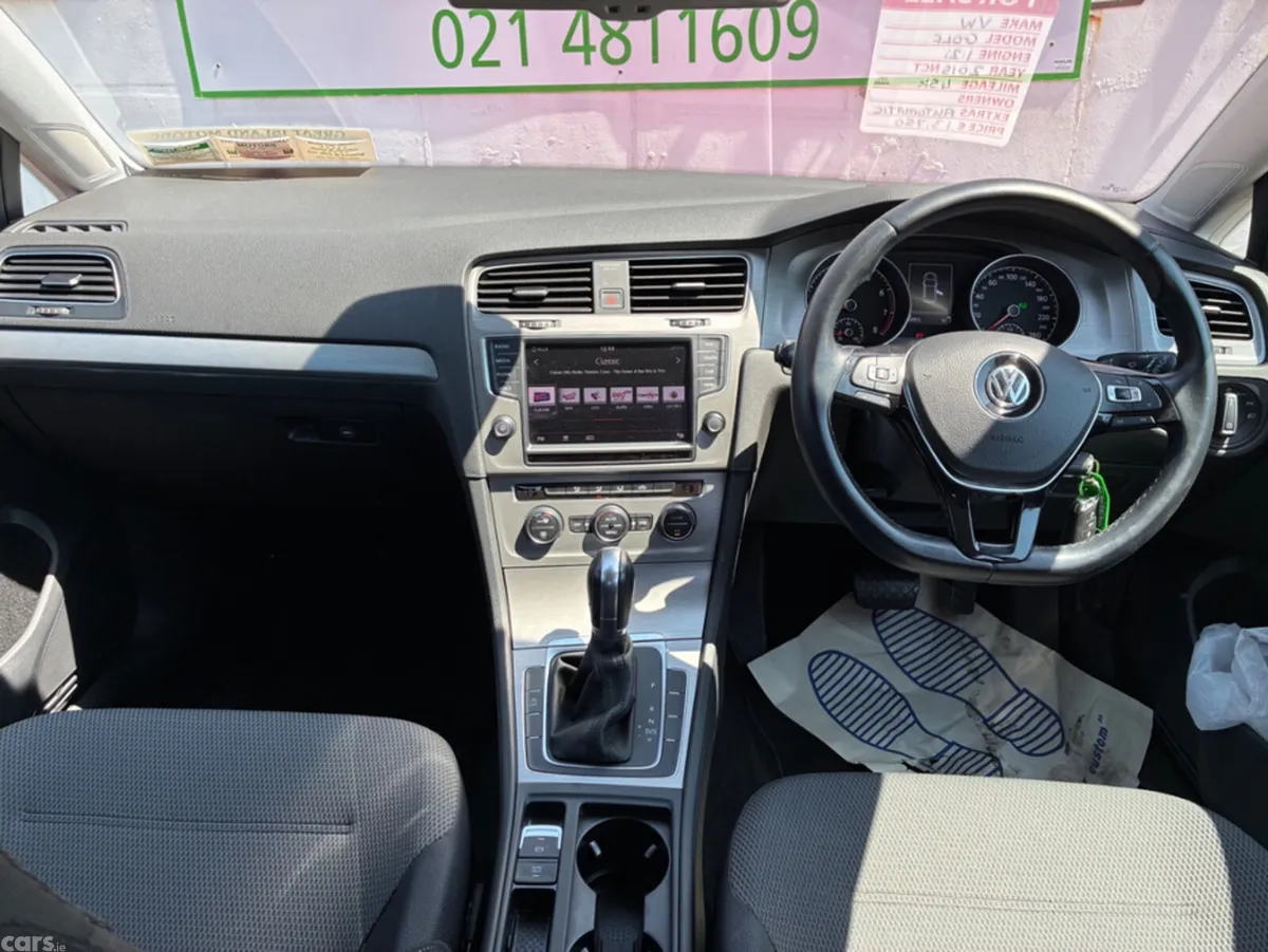 Volkswagen Golf Hatchback, Petrol, 2015, Red