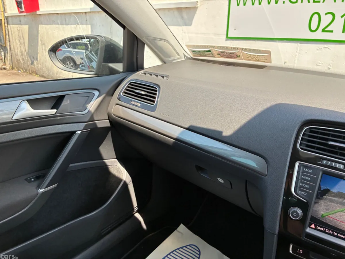 Volkswagen Golf Hatchback, Petrol, 2016, Grey