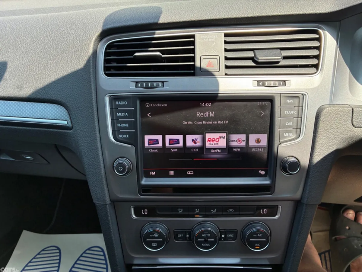 Volkswagen Golf Hatchback, Petrol, 2015, Grey