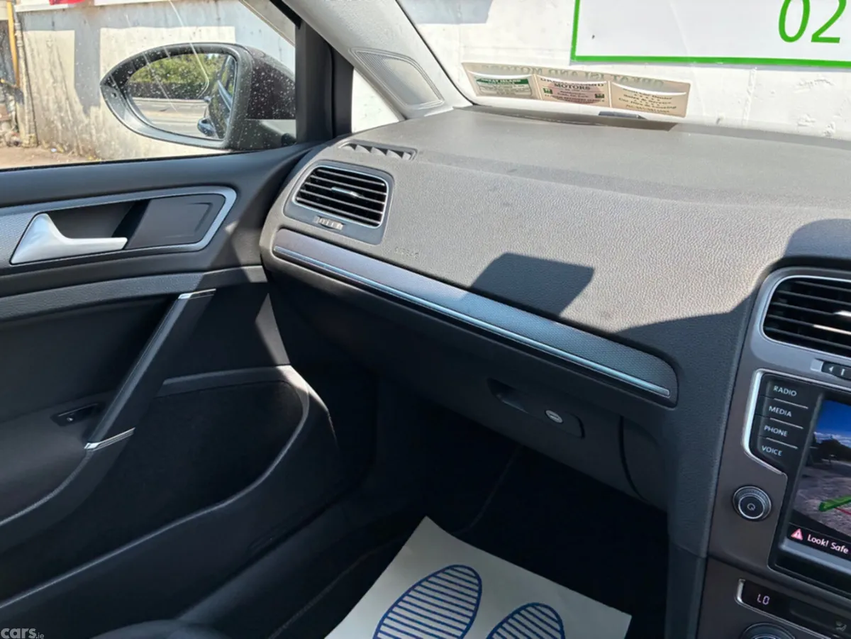 Volkswagen Golf Hatchback, Petrol, 2015, Grey