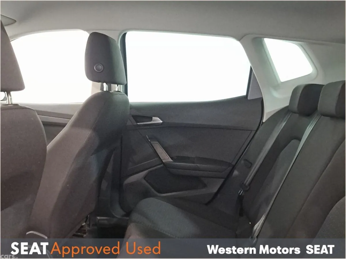 SEAT Arona SUV, Petrol, 2023, Silver