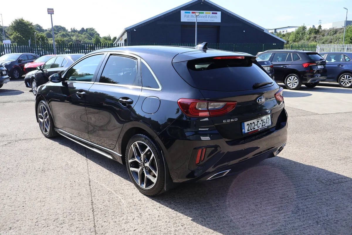 Kia Ceed Hatchback, Petrol, 2020, Black