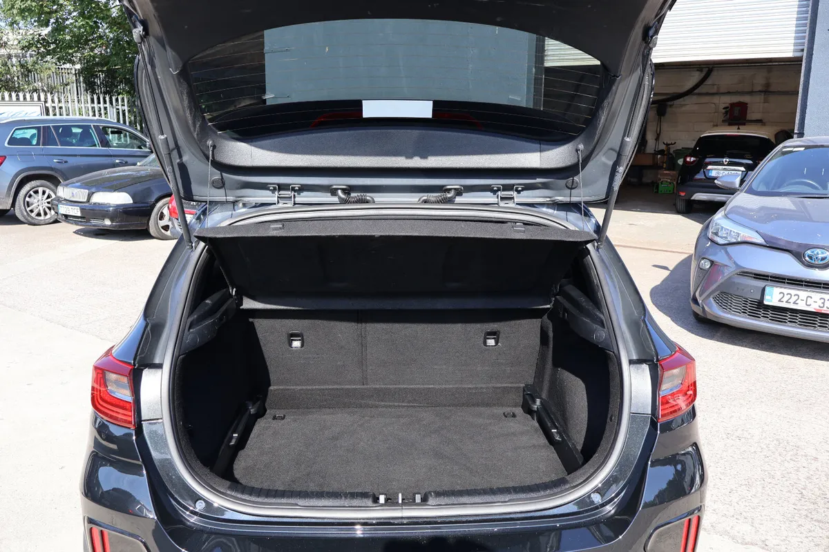 Kia Ceed Hatchback, Petrol, 2020, Black