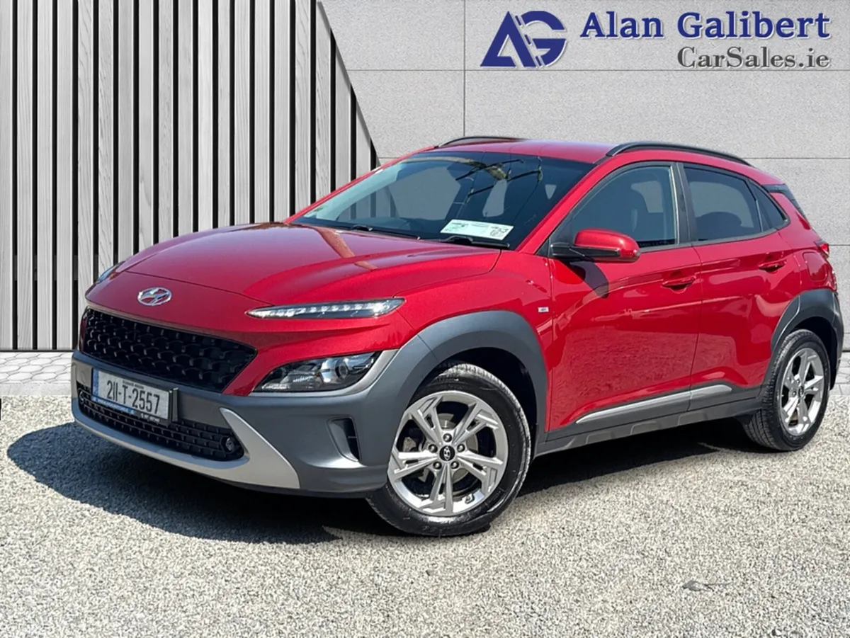 Hyundai KONA MPV, Diesel, 2021, Red