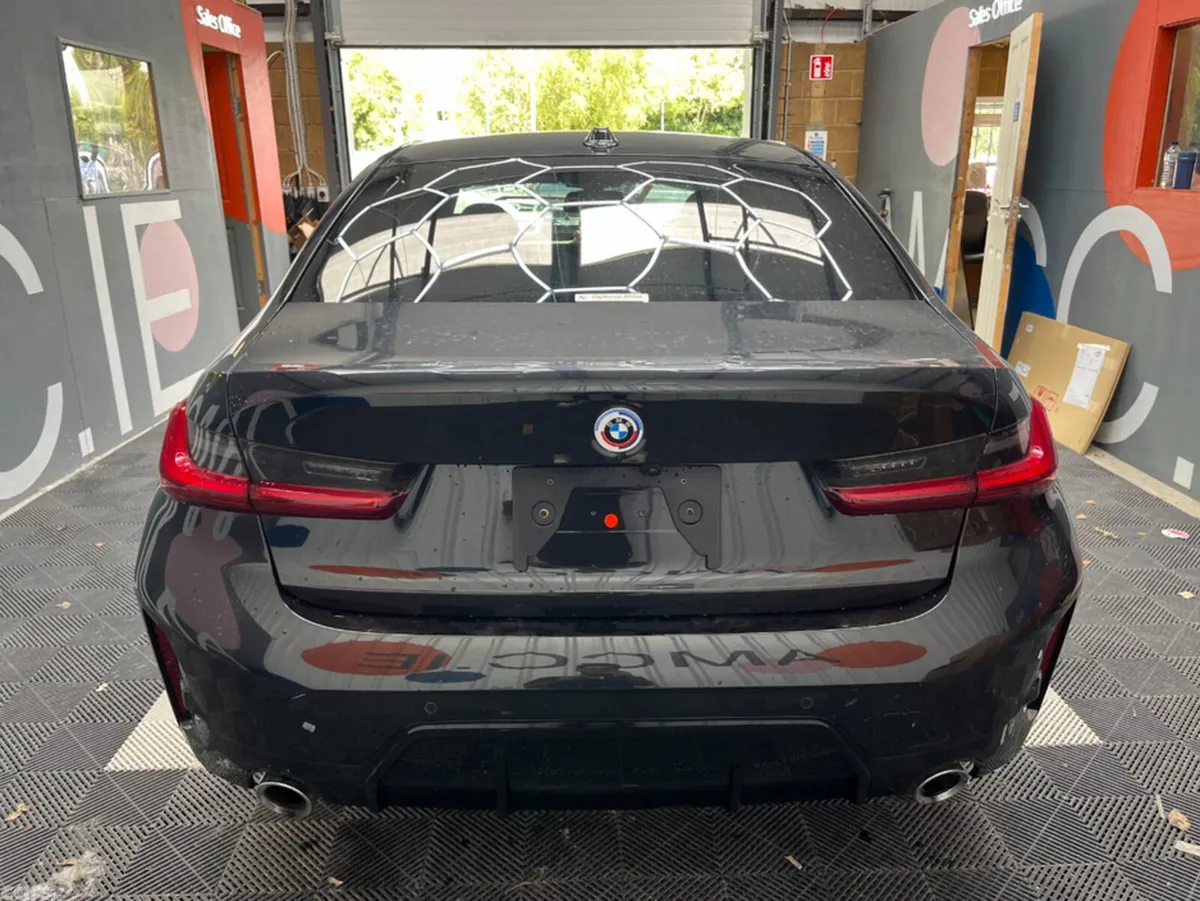 BMW 3-Series Saloon, Petrol Plug-in Hybrid, 2023, Black