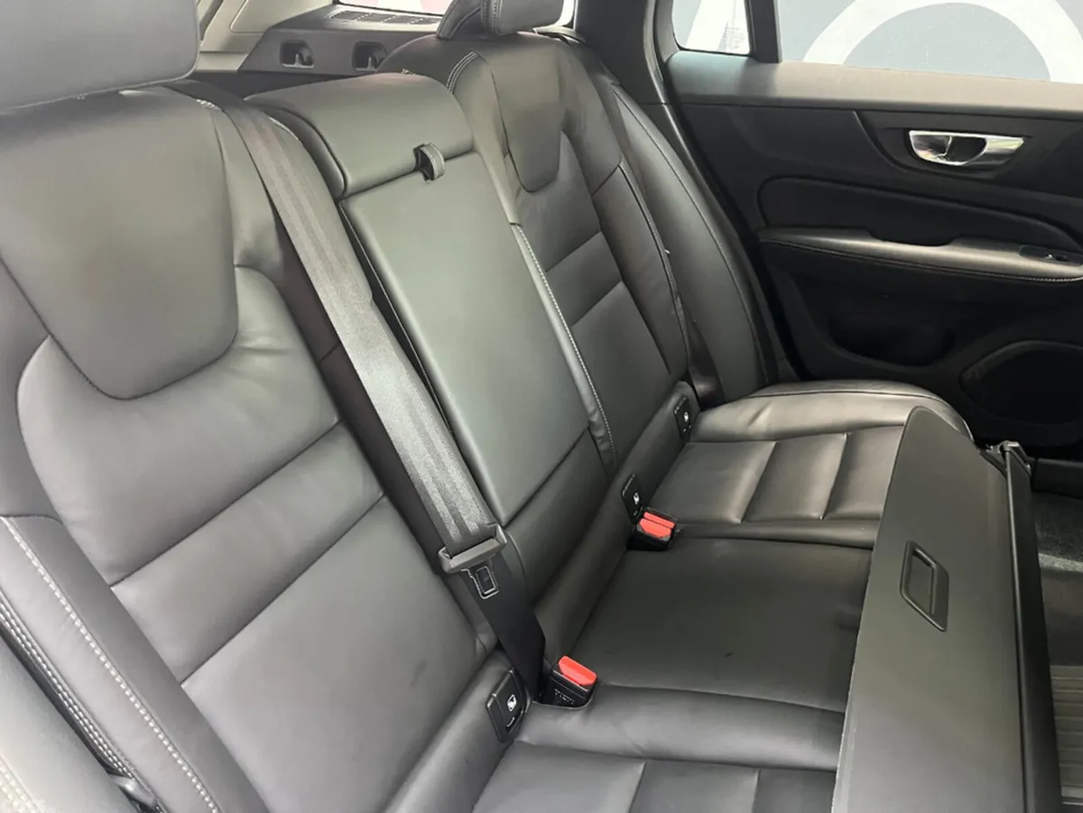 Volvo V60 Estate, Petrol Plug-in Hybrid, 2023, Grey
