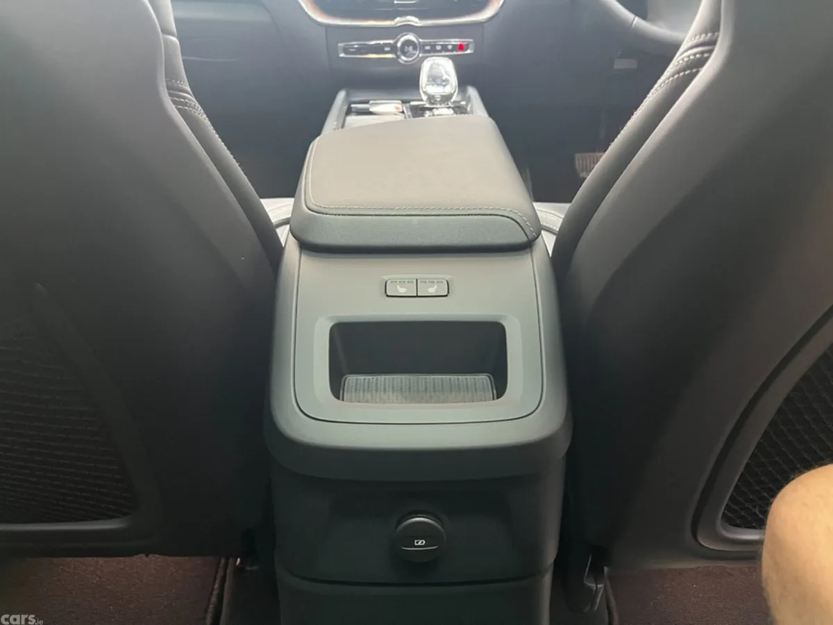 Volvo XC60 SUV, Petrol Plug-in Hybrid, 2024, Red