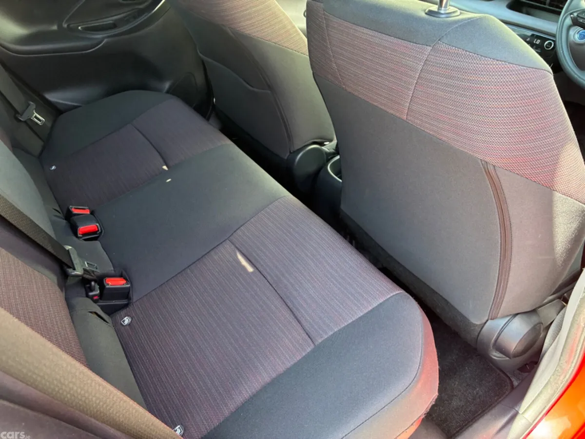 Toyota Yaris Hatchback, Petrol Hybrid, 2020, Red