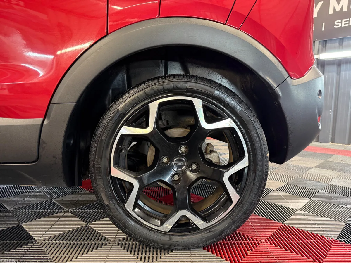 Opel Crossland X SUV, Petrol, 2021, Red