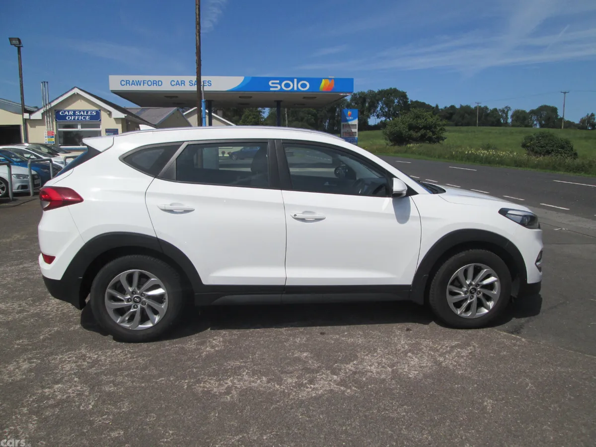 Hyundai Tucson SUV, Diesel, 2016, White