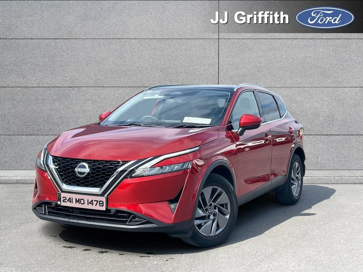 Nissan Qashqai MPV, Petrol, 2024, Red