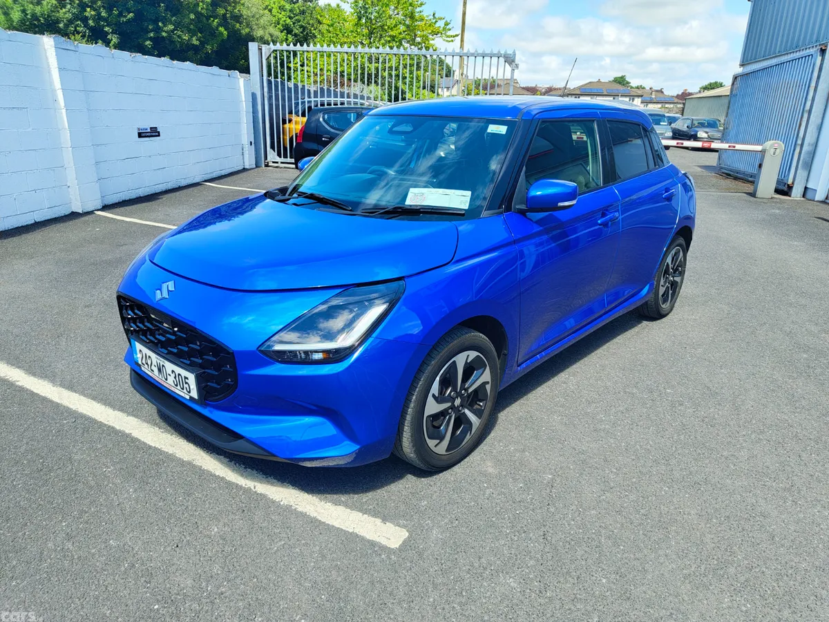 Suzuki Swift Hatchback, Petrol Hybrid, 2024, Blue