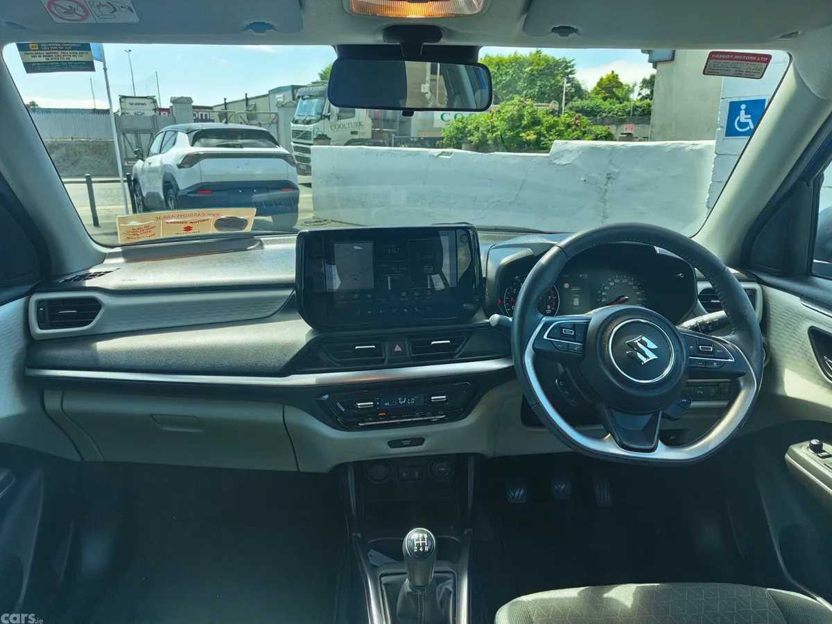 Suzuki Swift Hatchback, Petrol Hybrid, 2024, Blue