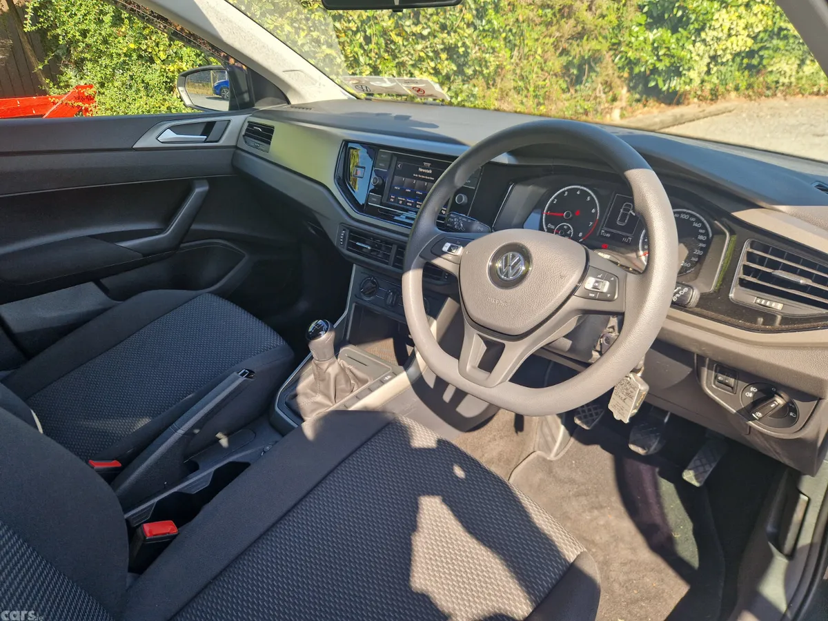 Volkswagen Polo Hatchback, Petrol, 2021, Black