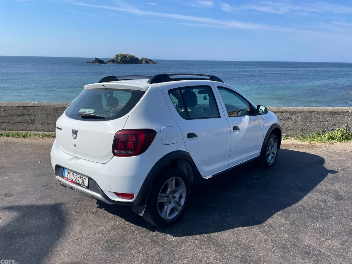 Dacia Sandero Stepway Hatchback, Diesel, 2021, White
