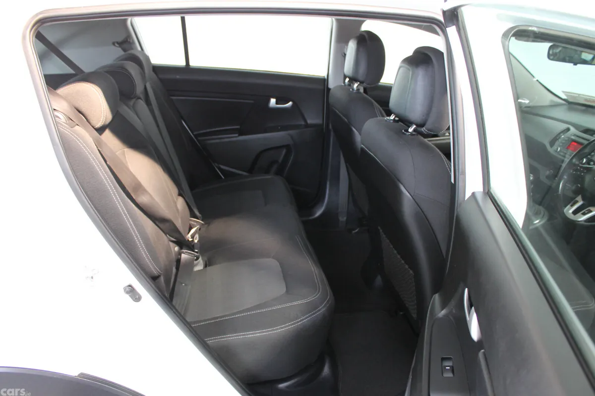 Kia Sportage SUV, Diesel, 2016, White