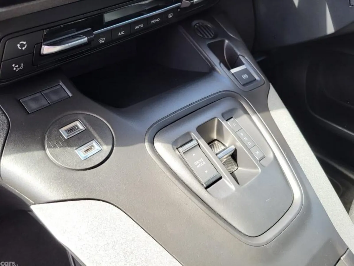 Peugeot Rifter MPV, Diesel, 2026, Grey