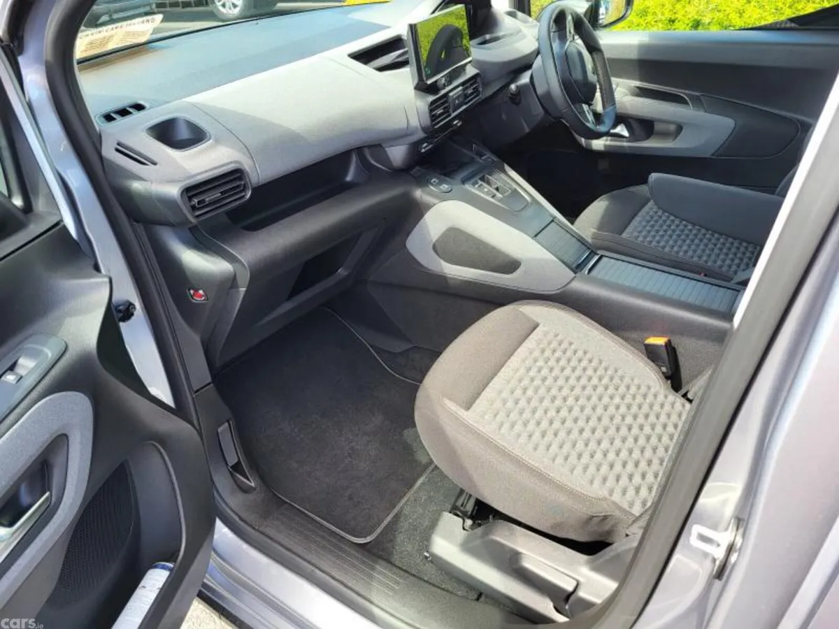 Peugeot Rifter MPV, Diesel, 2026, Grey