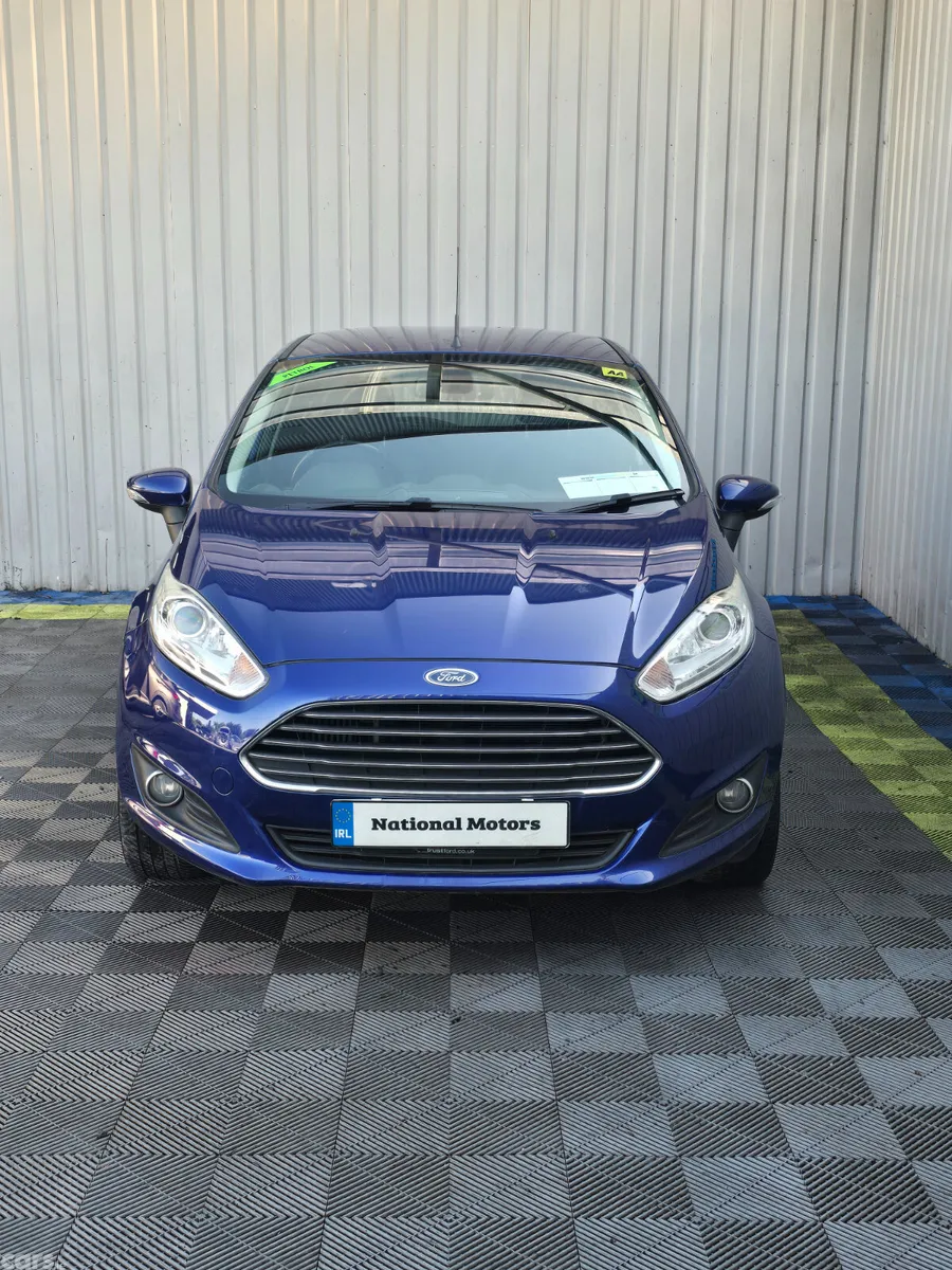 Ford Fiesta Hatchback, Petrol, 2014, Blue