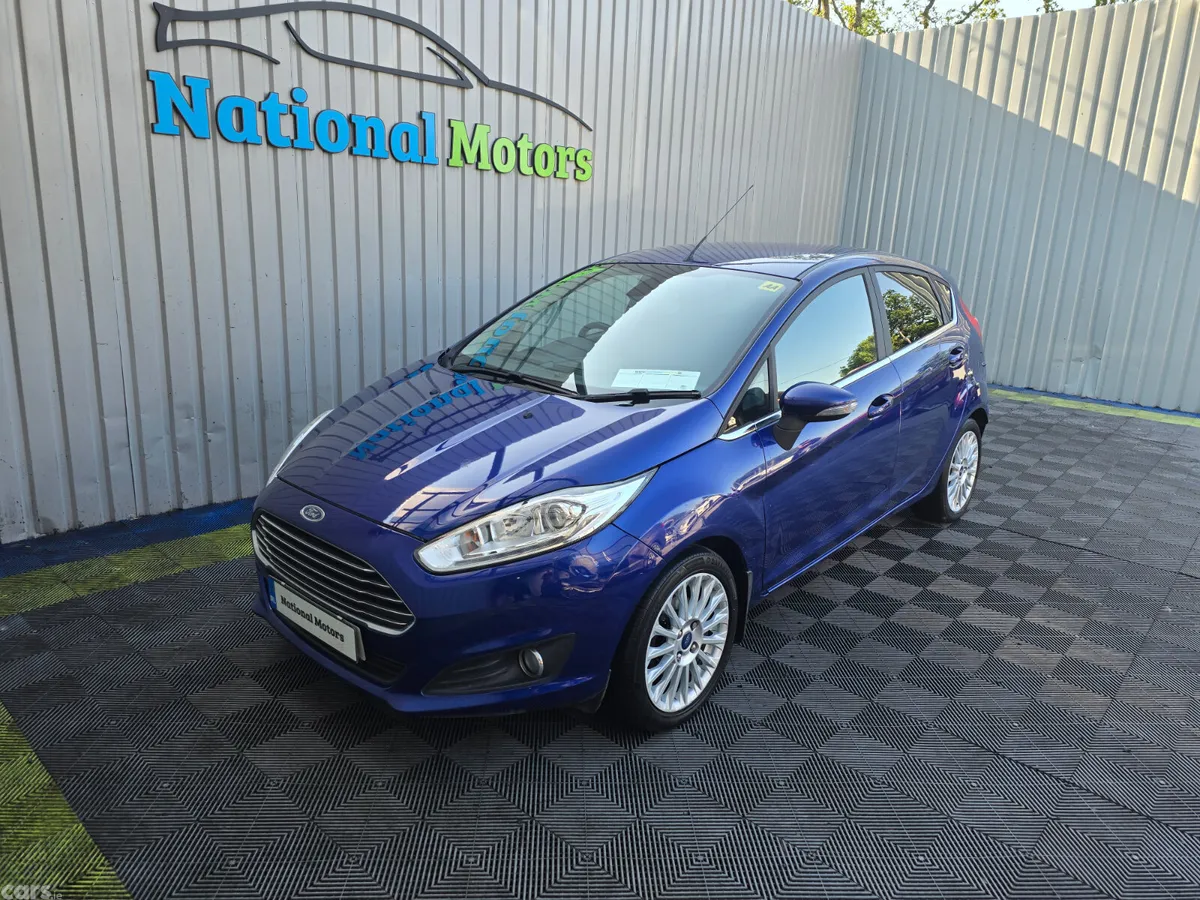 Ford Fiesta Hatchback, Petrol, 2014, Blue