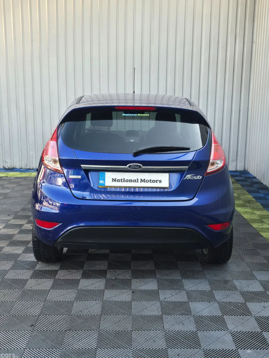 Ford Fiesta Hatchback, Petrol, 2014, Blue