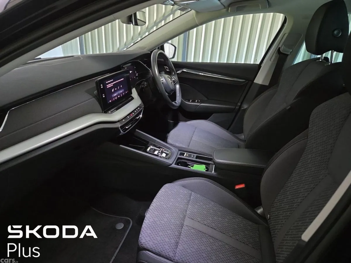 Skoda Octavia Estate, Diesel, 2024, Black