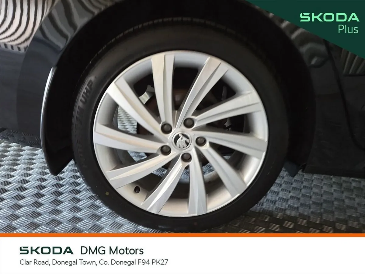 Skoda Octavia Estate, Diesel, 2024, Black