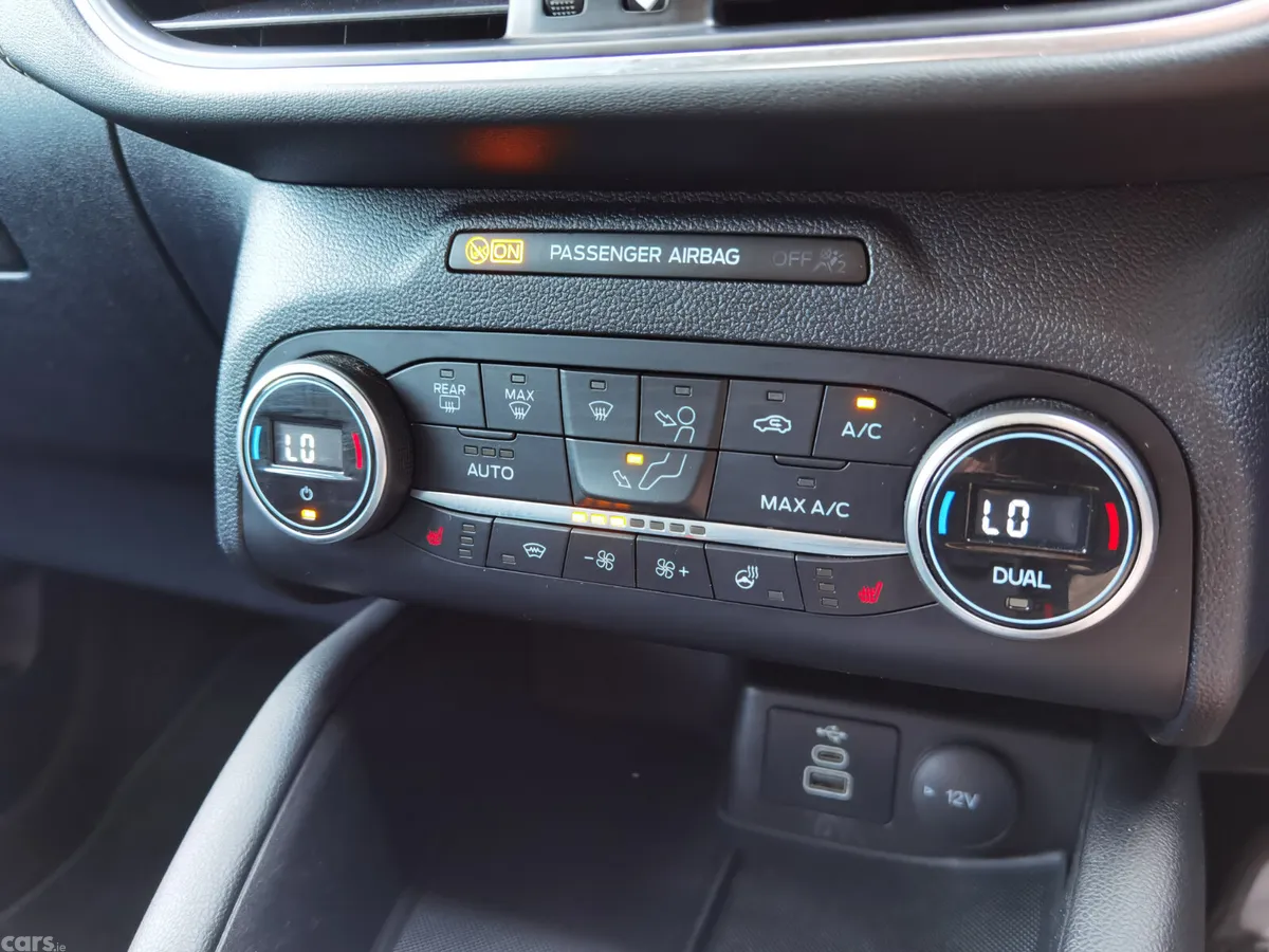 Ford Kuga SUV, Petrol Plug-in Hybrid, 2023, Blue