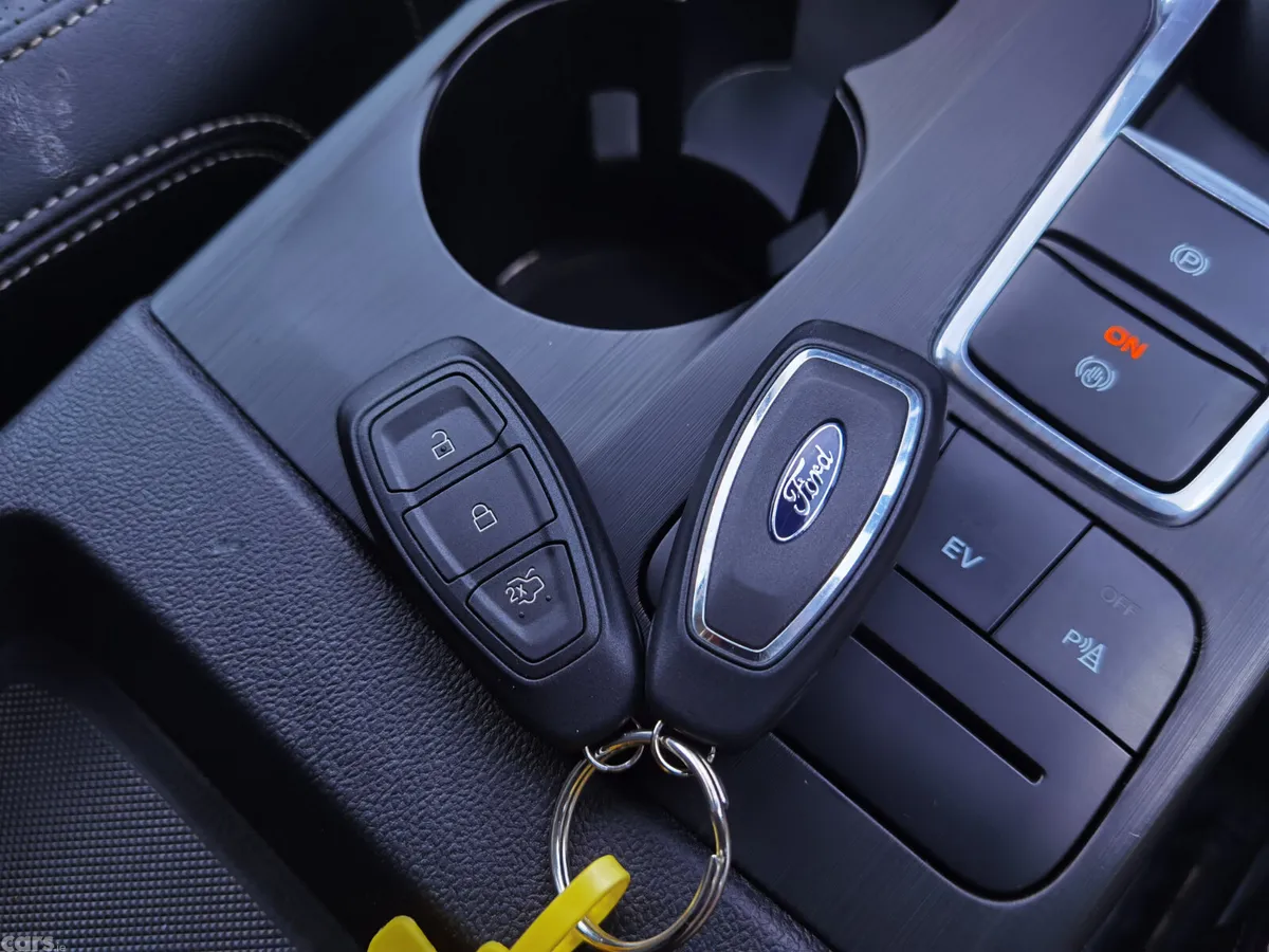 Ford Kuga SUV, Petrol Plug-in Hybrid, 2023, Blue