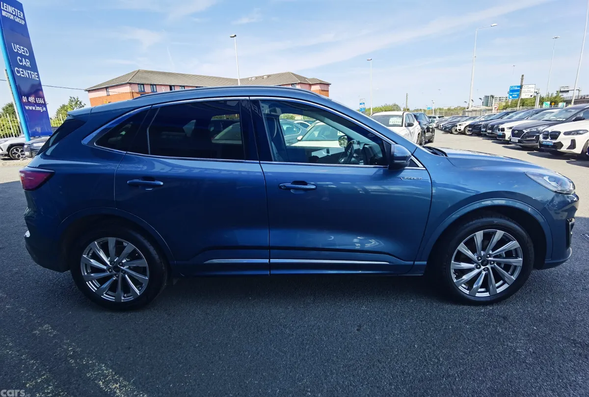 Ford Kuga SUV, Petrol Plug-in Hybrid, 2023, Blue