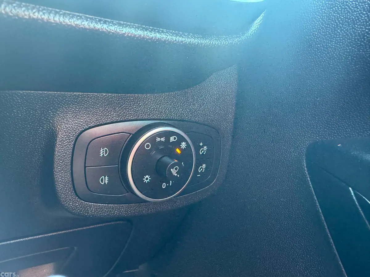 Ford Fiesta Hatchback, Petrol, 2020, Black