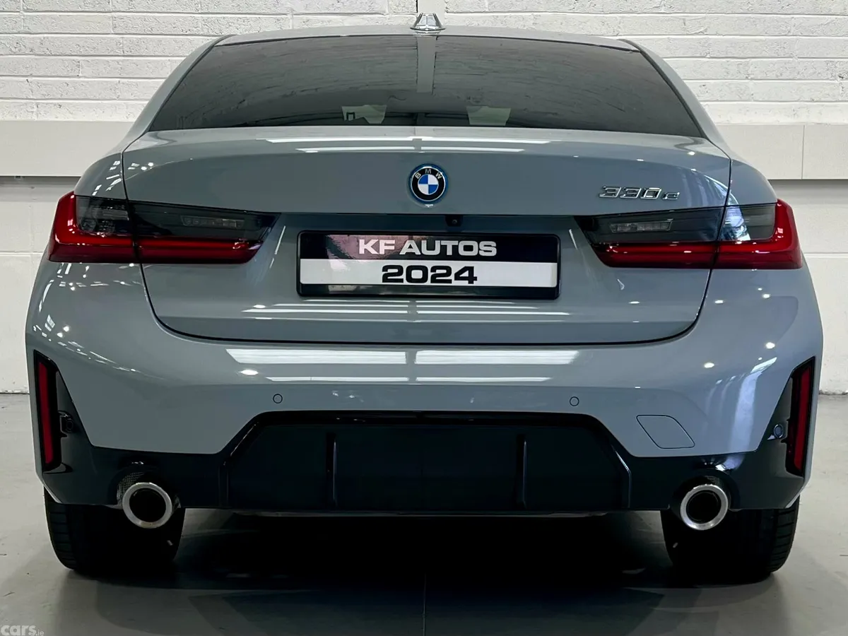 BMW 3-Series Saloon, Petrol Plug-in Hybrid, 2024, Grey