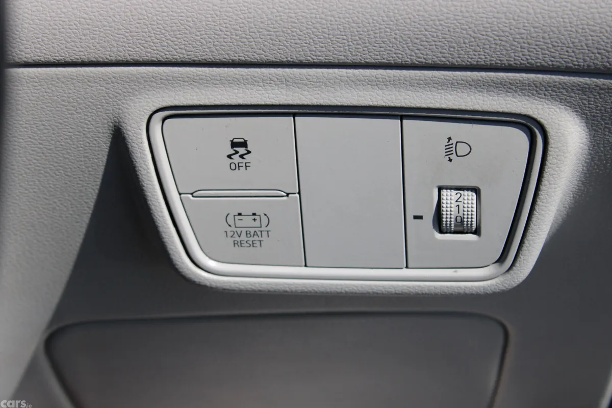 Hyundai Tucson SUV, Petrol Hybrid, 2023, Grey
