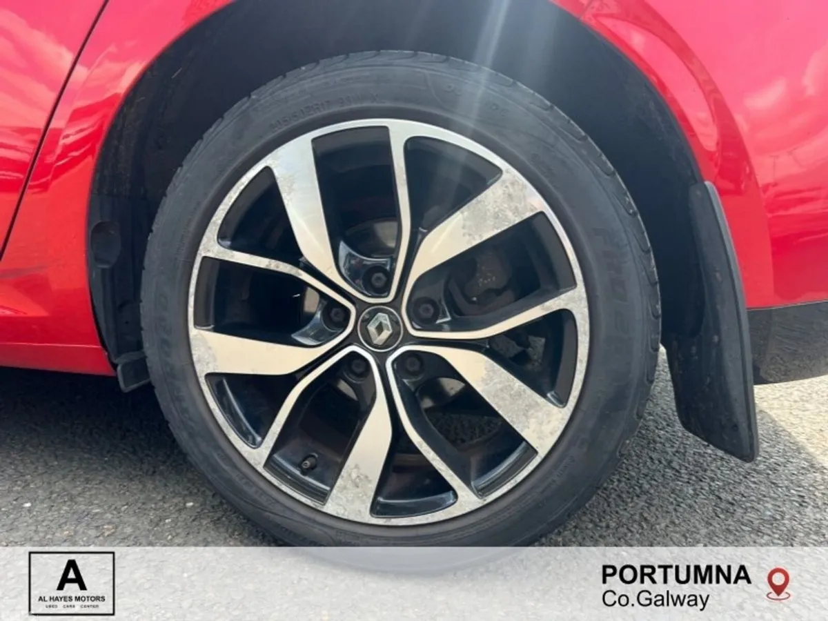 Renault Megane Hatchback, Diesel, 2019, Red