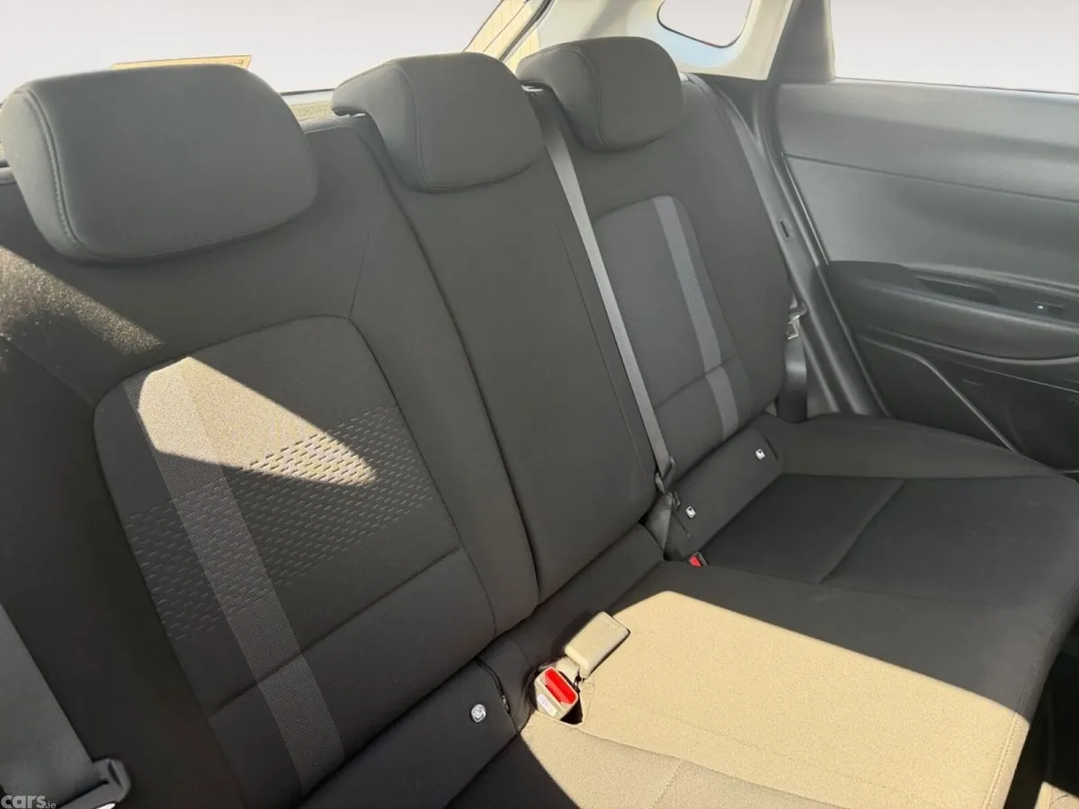 Hyundai i20 Hatchback, Petrol, 2024, Grey