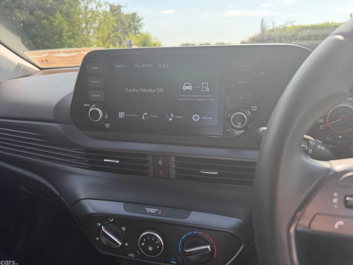 Hyundai i20 Hatchback, Petrol, 2024, Grey