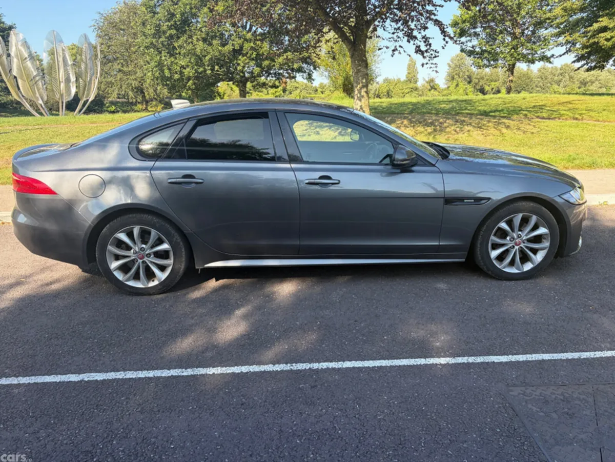 Jaguar XF Saloon, Diesel, 2017, Grey