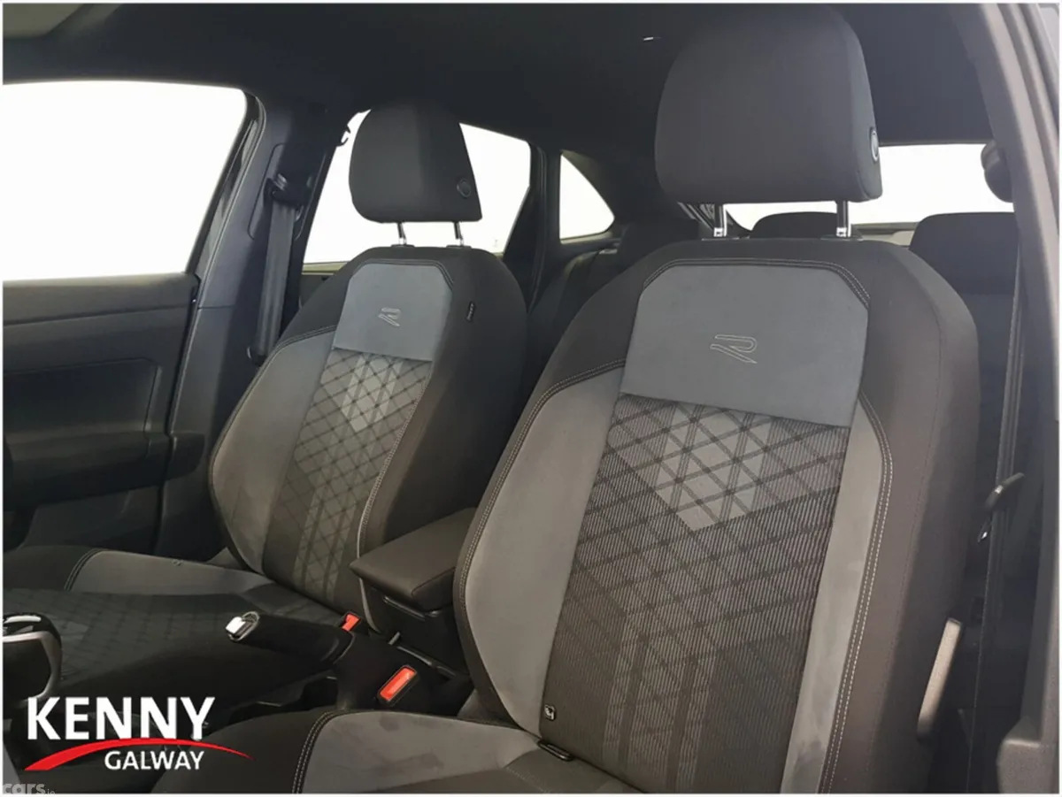 Volkswagen Taigo SUV, Petrol, 2023, Black