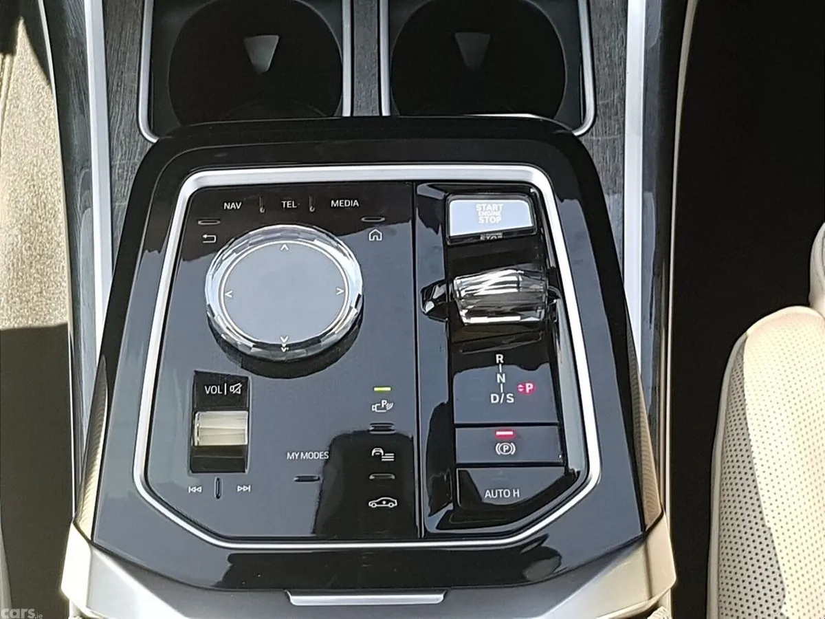 BMW 7-Series Saloon, Petrol Plug-in Hybrid, 2023, Grey